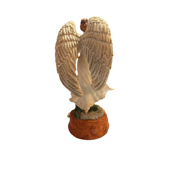 Vintage Dillards Angel Figurine With Flowers & Wings‎ - Picture 3 of 8